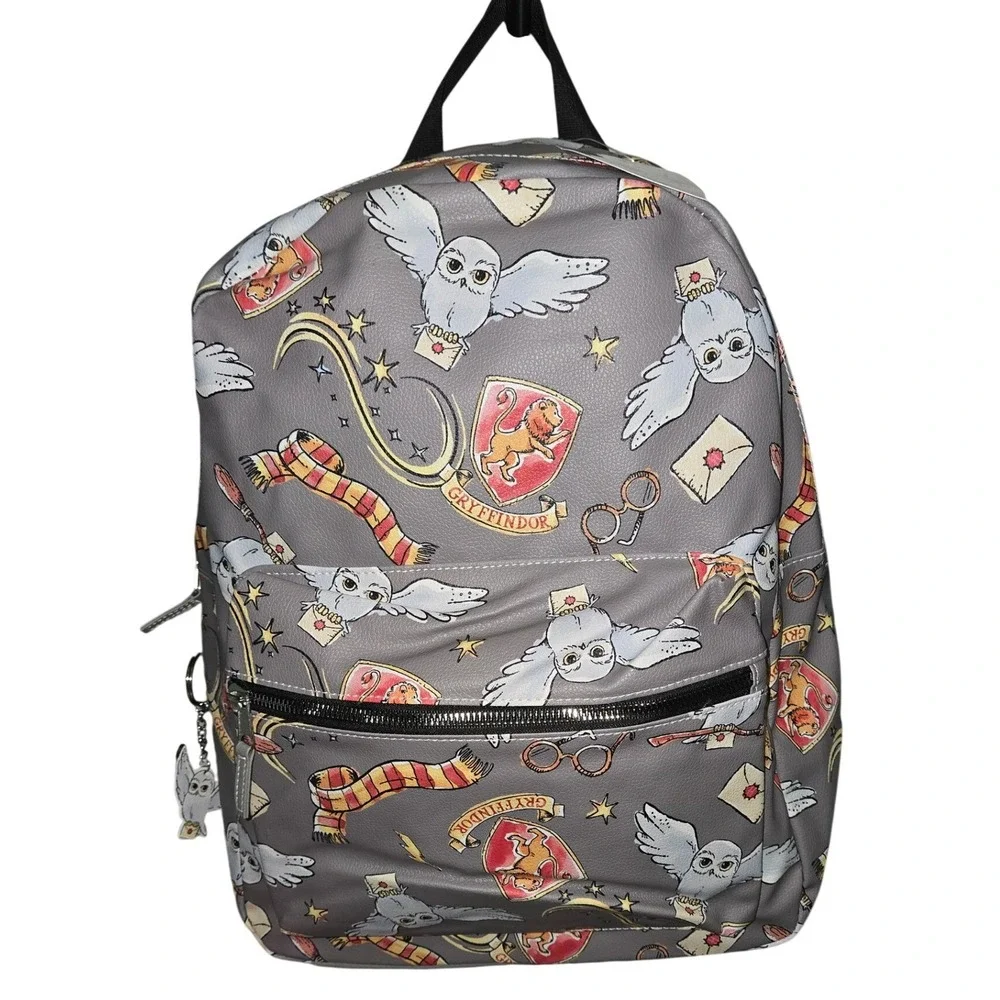 Harry Potter Gryffindor Hedwig Owl Backpack Grey Faux Leather HPCF03TJ NEW